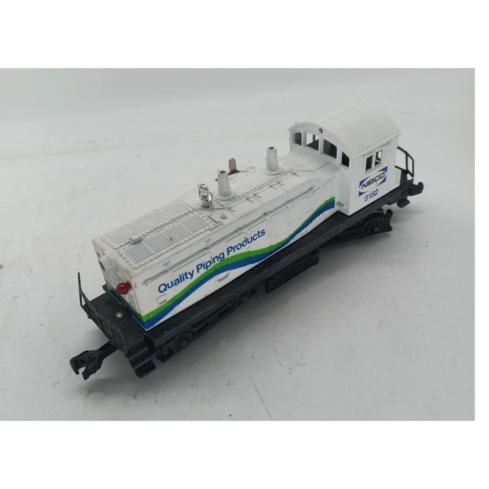 Lionel 8182 NIBCO Express NW2 Diesel Switcher O-Gauge Train Engine a2